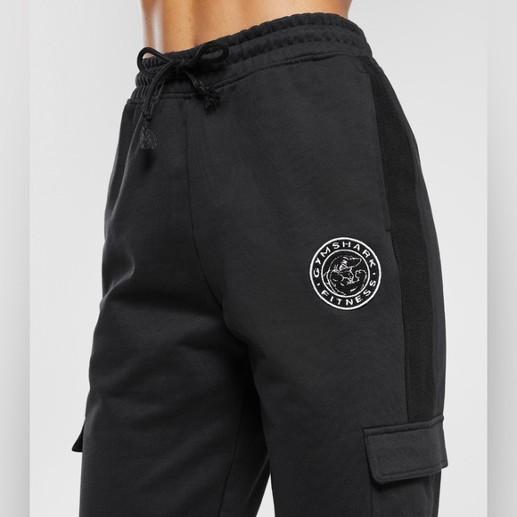 Womens Gymshark Legacy Joggers - Picture 4 of 6